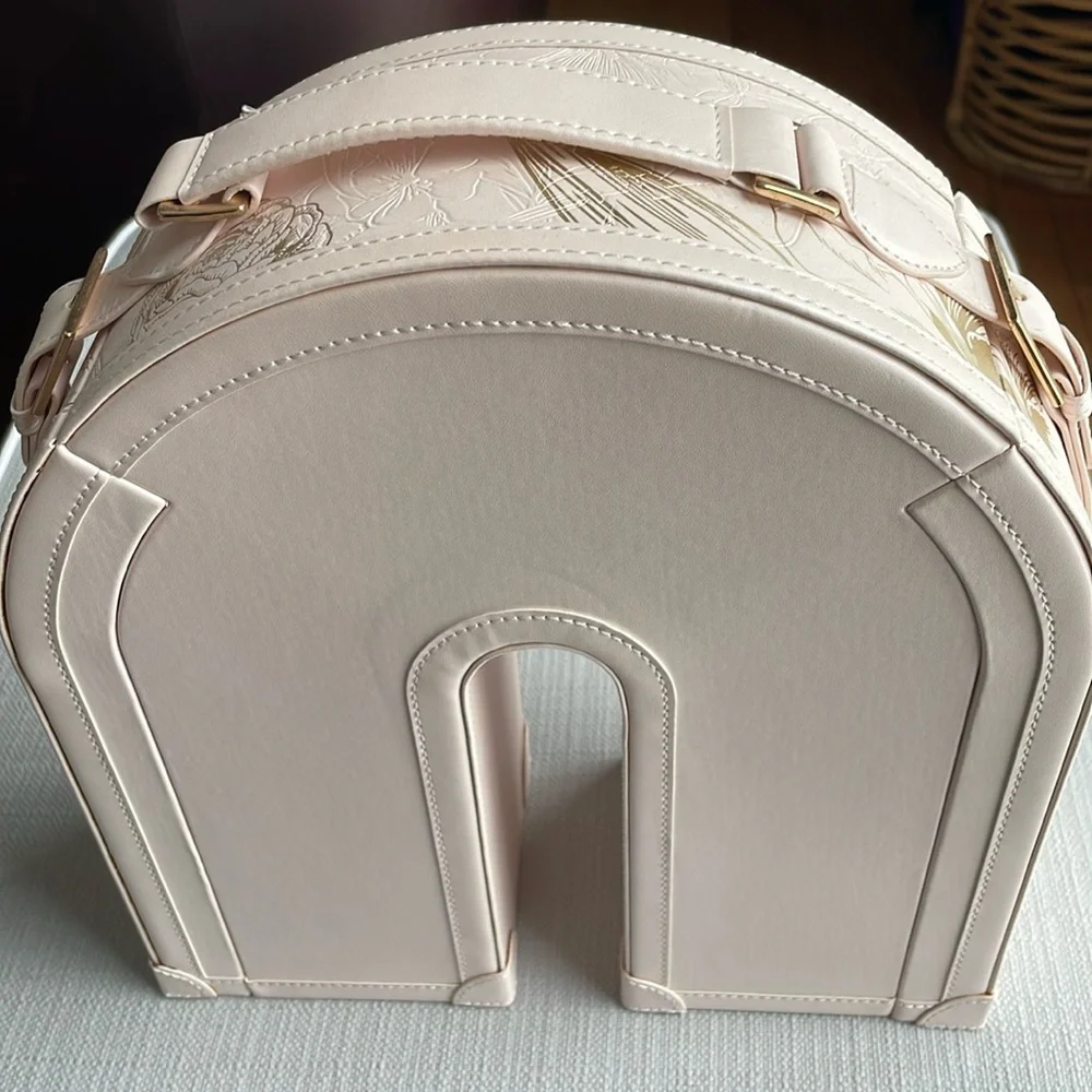 Lady M limited edition Elegant Jewelry Organizer